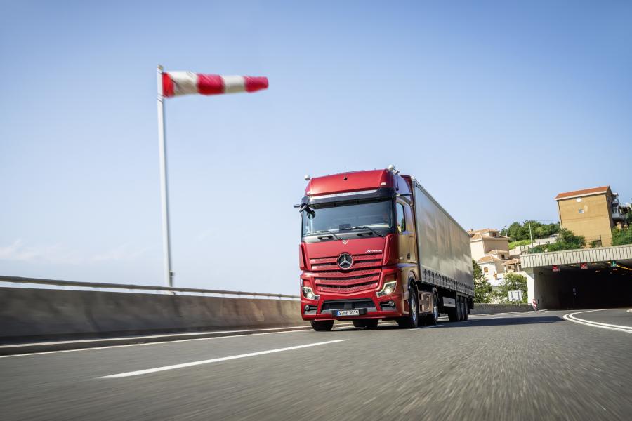  Mercedes-Benz Actros 1863 LS 4x2 (Br.963) 2018 года  (фото 14 из 60)